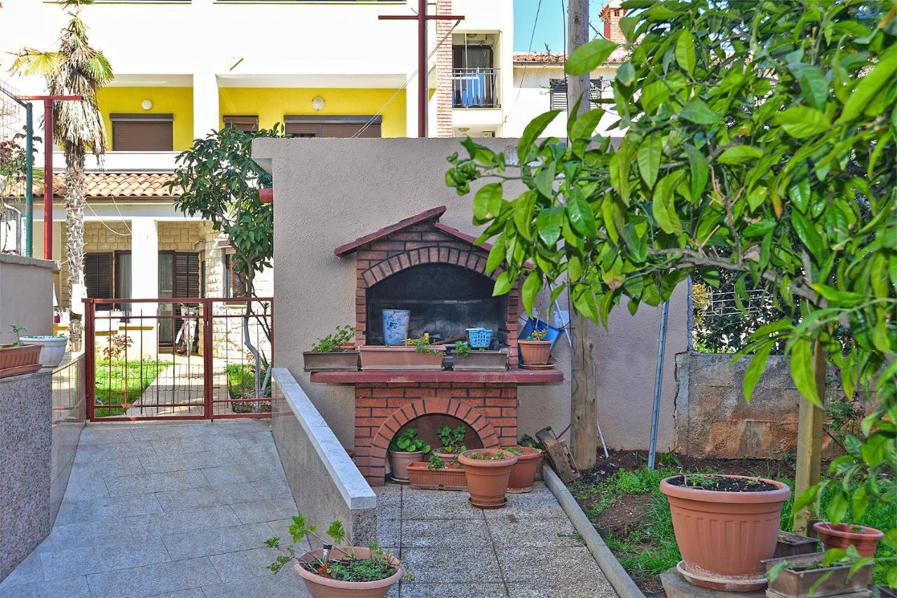 Apartments Martin 2224 Rovigno Esterno foto