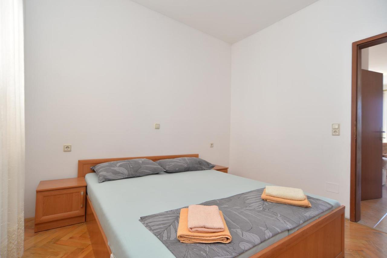 Apartments Martin 2224 Rovigno Esterno foto